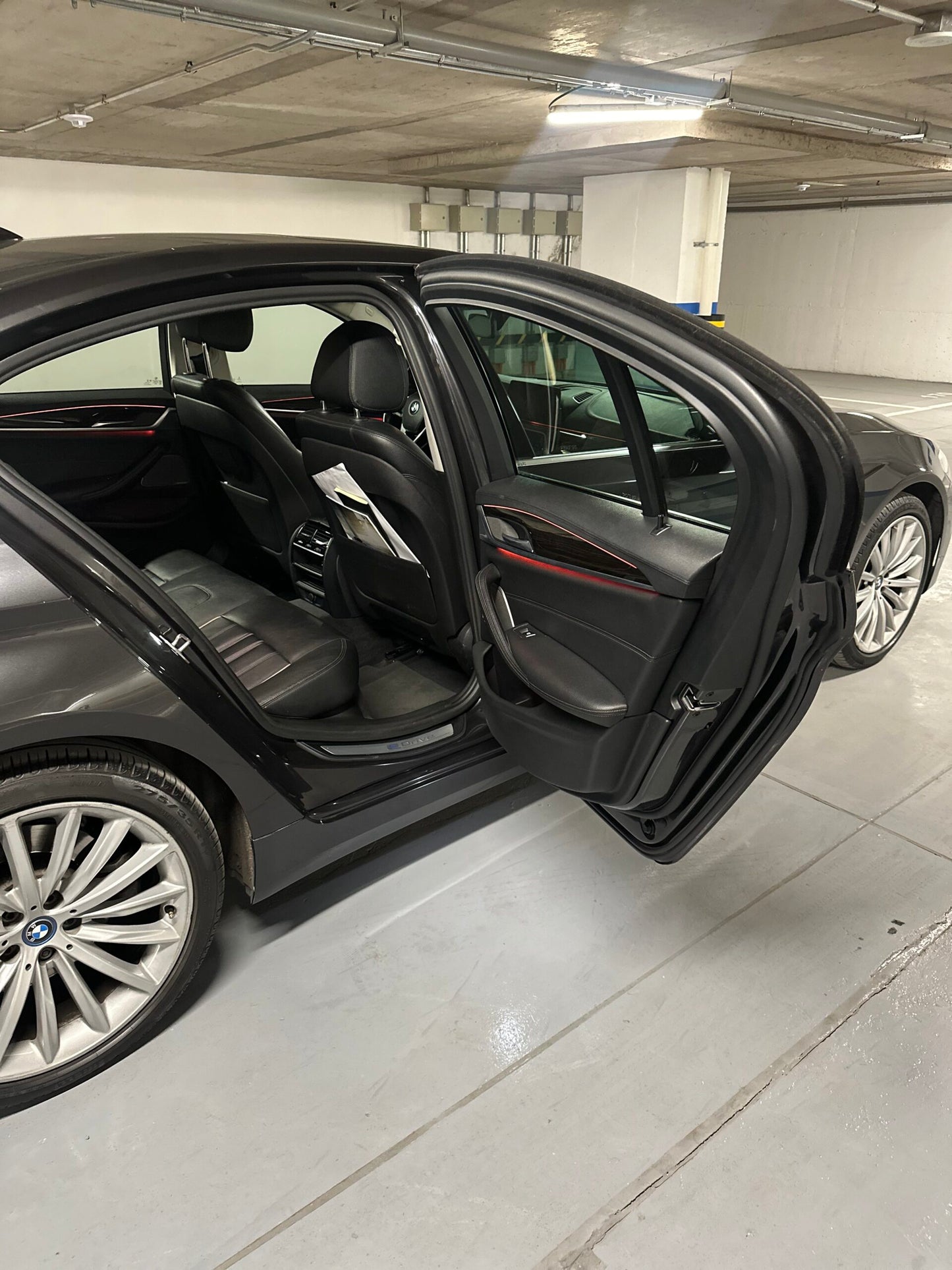 BMW 530e Luxury Híbrido Enchufable 2018 | 59.000 KM | Único Dueño - Santiago