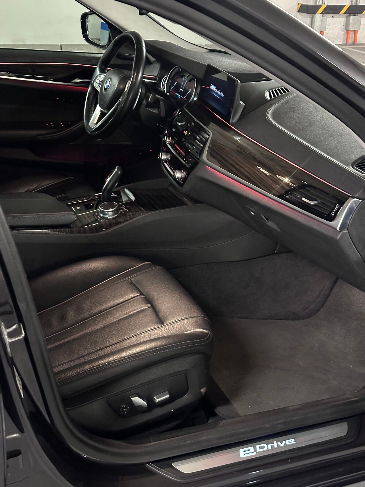 BMW 530e Luxury Híbrido Enchufable 2018 | 59.000 KM | Único Dueño - Santiago