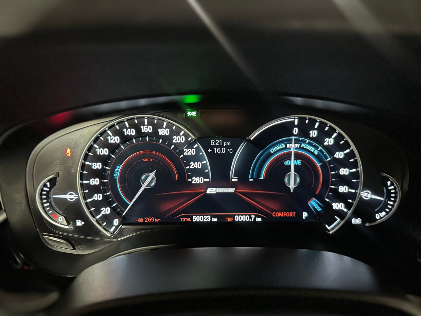 BMW 530e Luxury Híbrido Enchufable 2018 | 59.000 KM | Único Dueño - Santiago