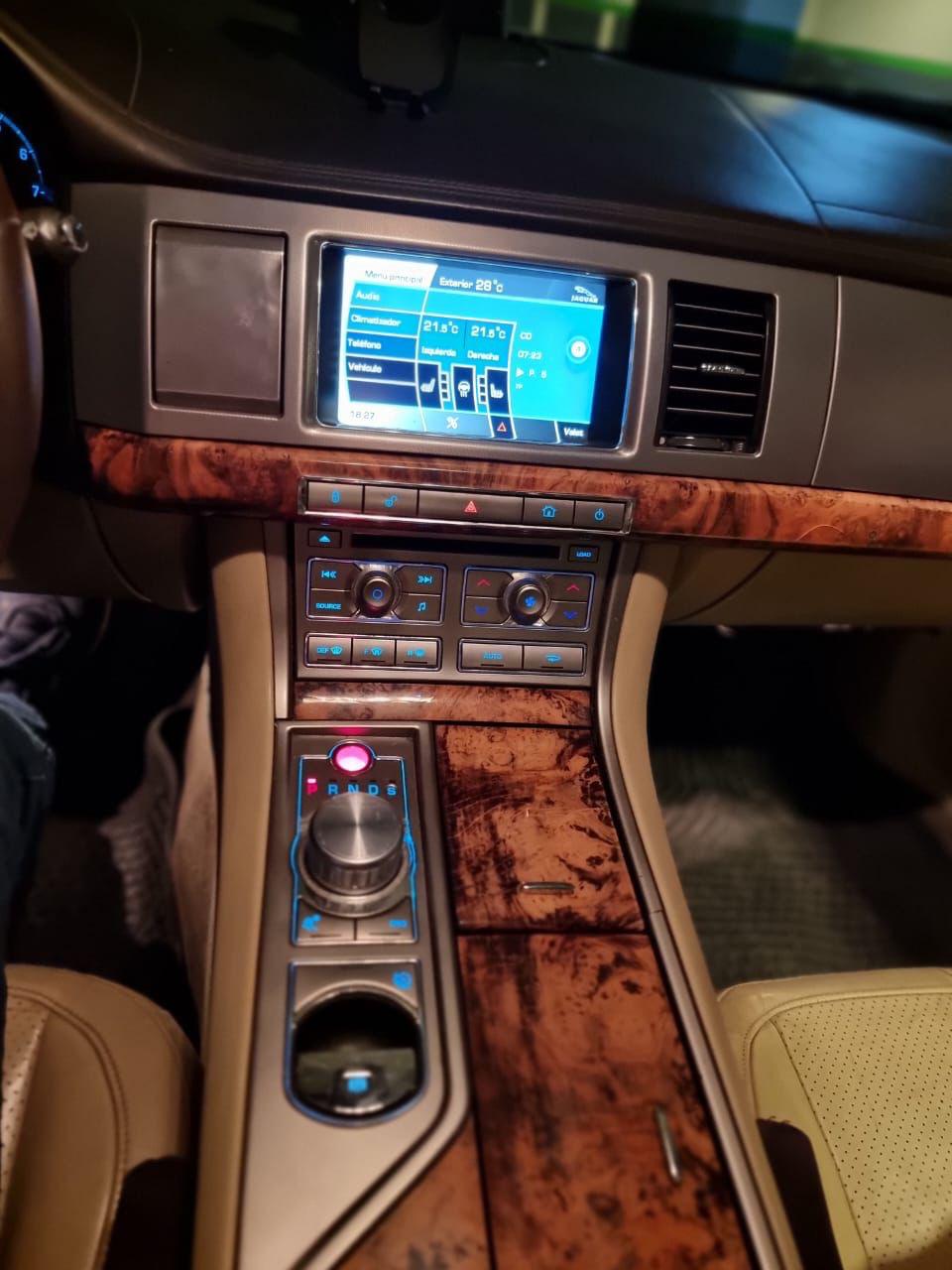 Jaguar XF 4.2 V8 2010 - Único Dueño - Viña del Mar