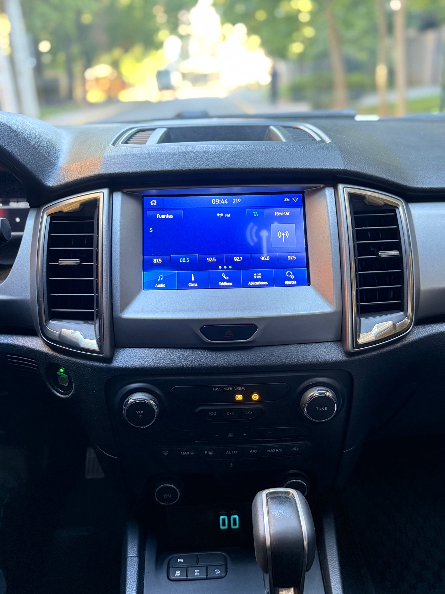 Ford Ranger Limited 3.2 4x4 2023 | 98.550 KM | FACTURABLE | Único Dueño - Santiago