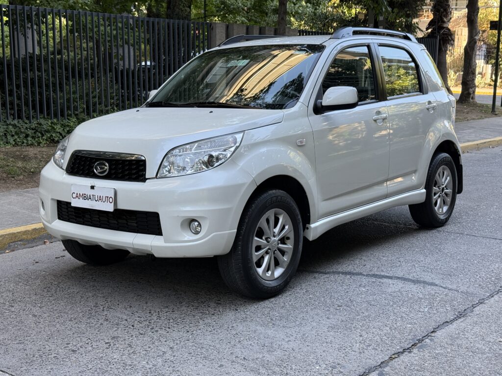 Daihatsu Terios 1.5 Wild Lujo 4x4 AT 2012 | 90.681 KM | Santiago