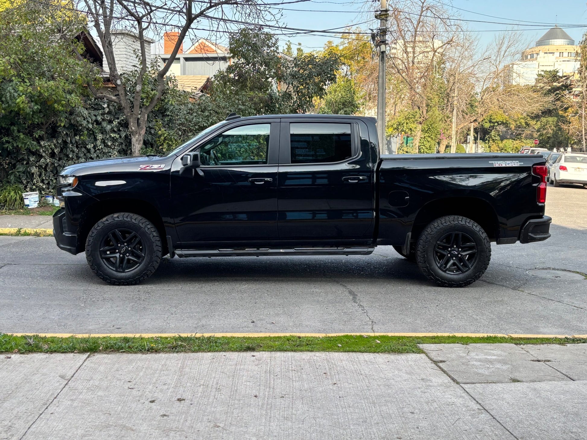 Silverado Lt Trail Boss 4x4 Gasolina Automático 2019 Santiago - detalle exterior