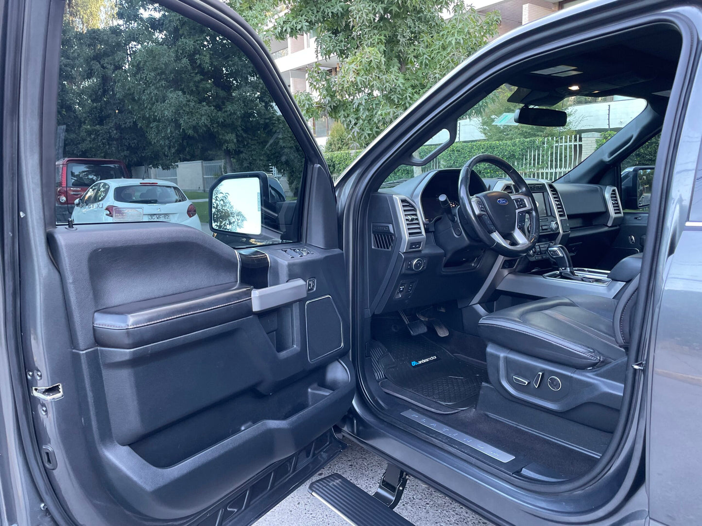 Ford F-150 Platinum 3.5 EcoBoost 4x4 2020 | 94.579 KM | Único Dueño - Santiago