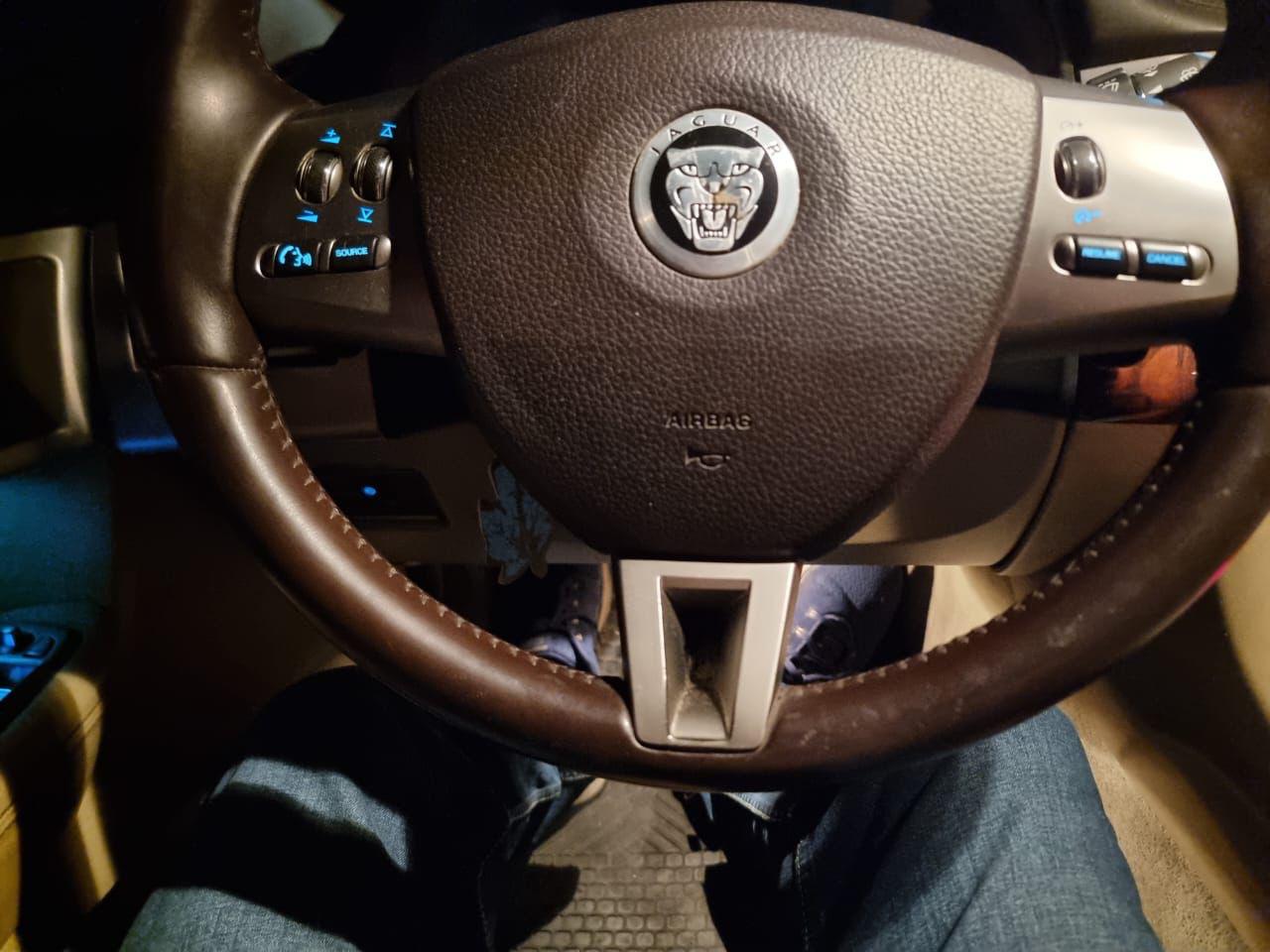 Jaguar XF 4.2 V8 2010 - Único Dueño - Viña del Mar