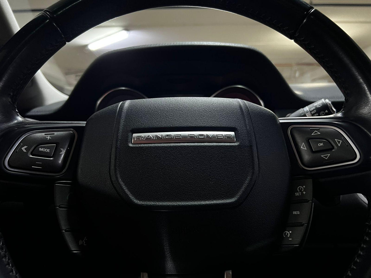 Range Rover Evoque 2.0 Si4 SE 2018 | Lujo Británico | Turbo AWD | Santiago