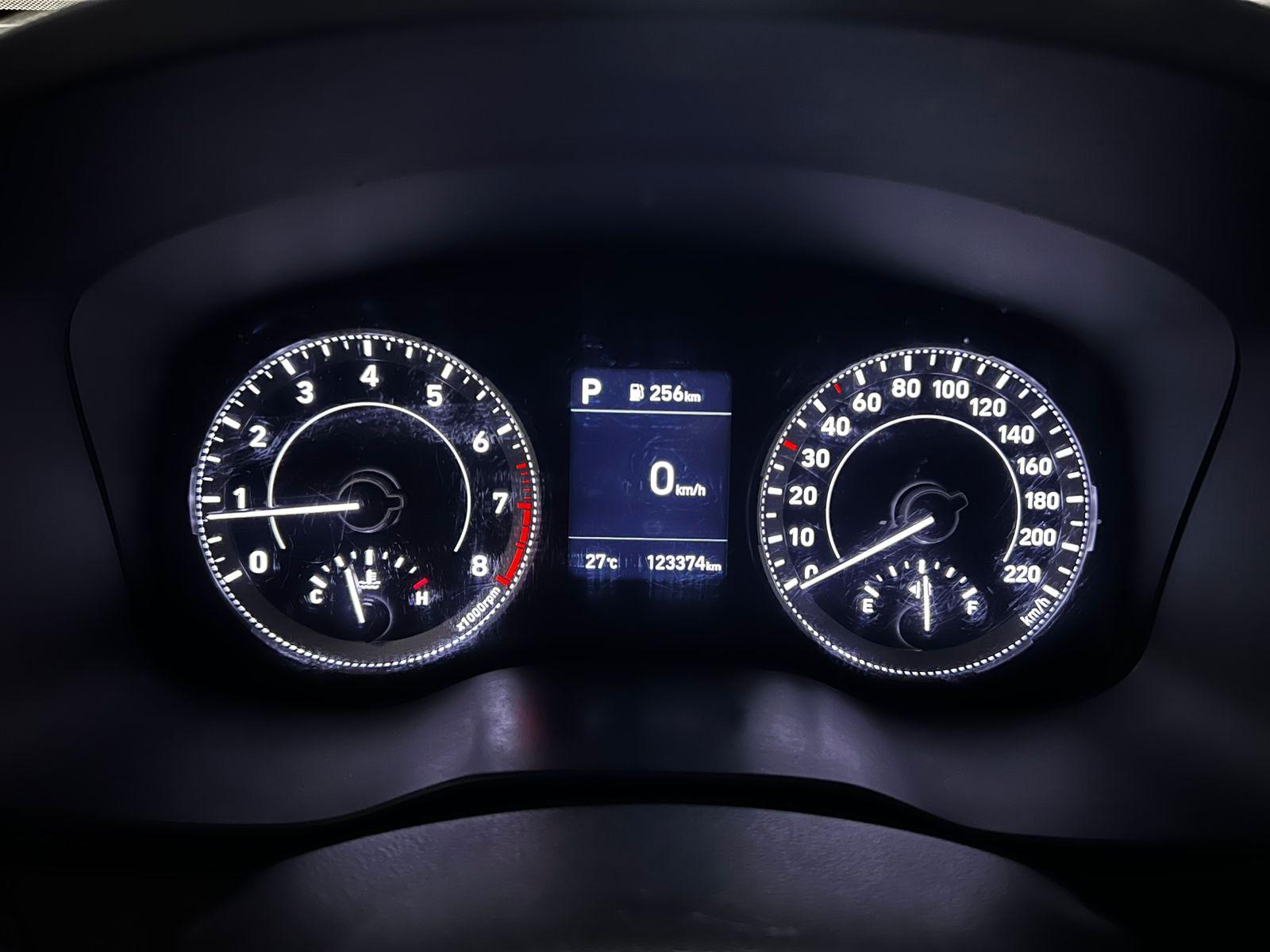 Hyundai Venue Qx 1.6 At 2021 123.374 km Santiago - foto 12
