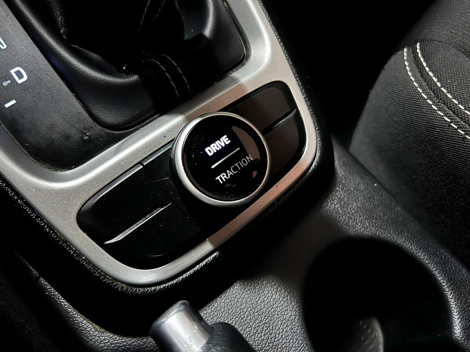 Hyundai Venue Qx 1.6 At 2021 123.374 km Santiago - foto 19