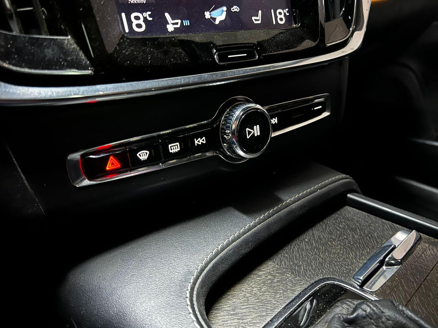 Volvo V90 Cross Country D5 Inscription 2019 | Lujo Off-Road | Mantenciones Oficiales | Santiago