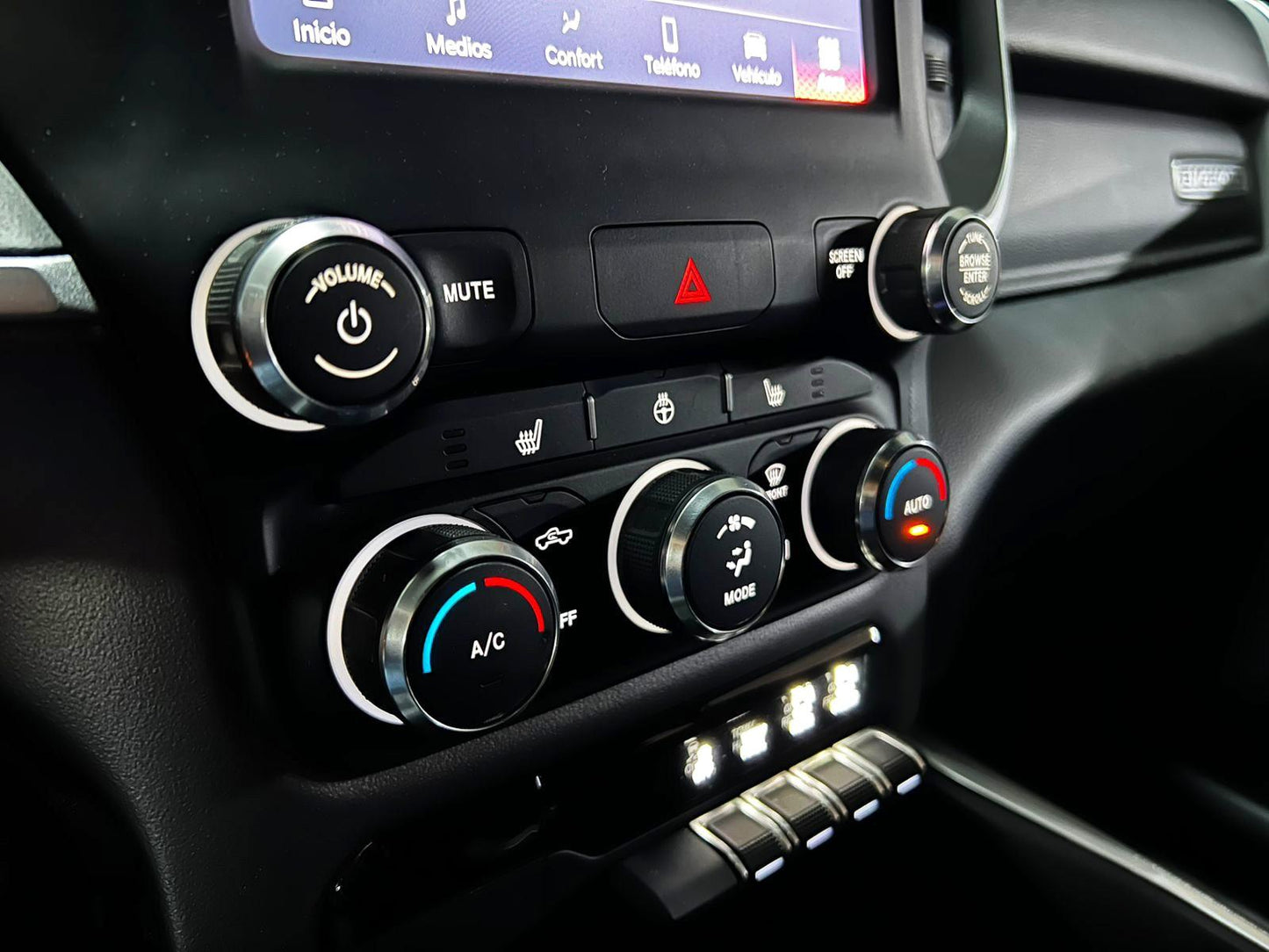 RAM 1500 Big Horn Crew Cab 3.6 V6 4x4 2023 | Único Dueño | Mantenciones en la Marca | Santiago