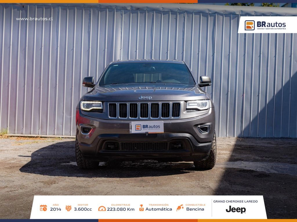 Jeep Grand Cherokee Laredo 2014 frente blanco/gris imponente