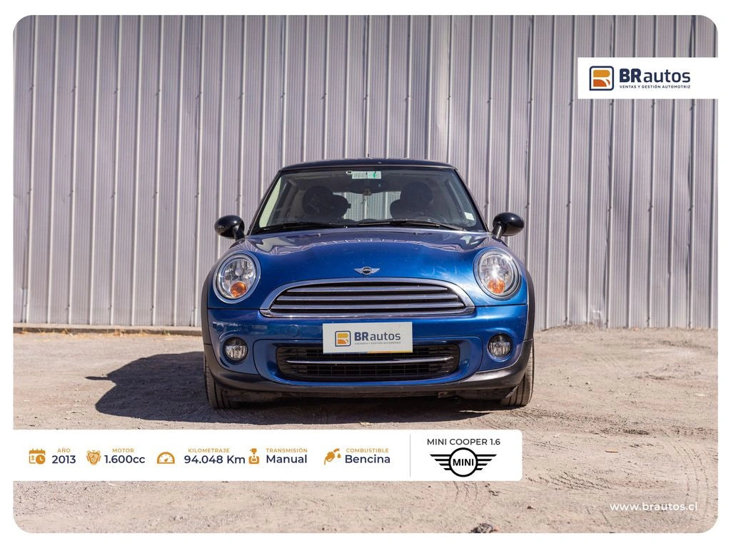 MINI Cooper 1.6 2013 frente clásico faros redondos