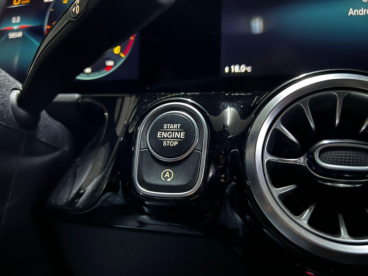 Mercedes-Benz GLA 220 d 4MATIC 2023 | Único Dueño | Diésel AWD | Santiago