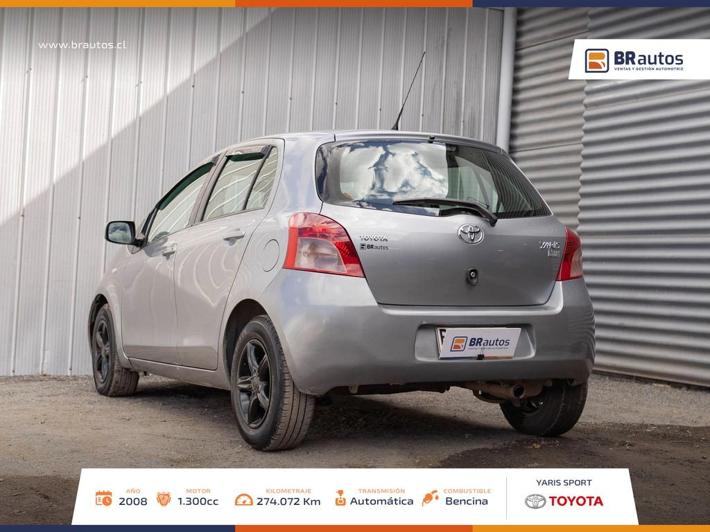 Toyota Yaris Sport 1.3  | Caja Automática | Motor Japonés | Los Angeles