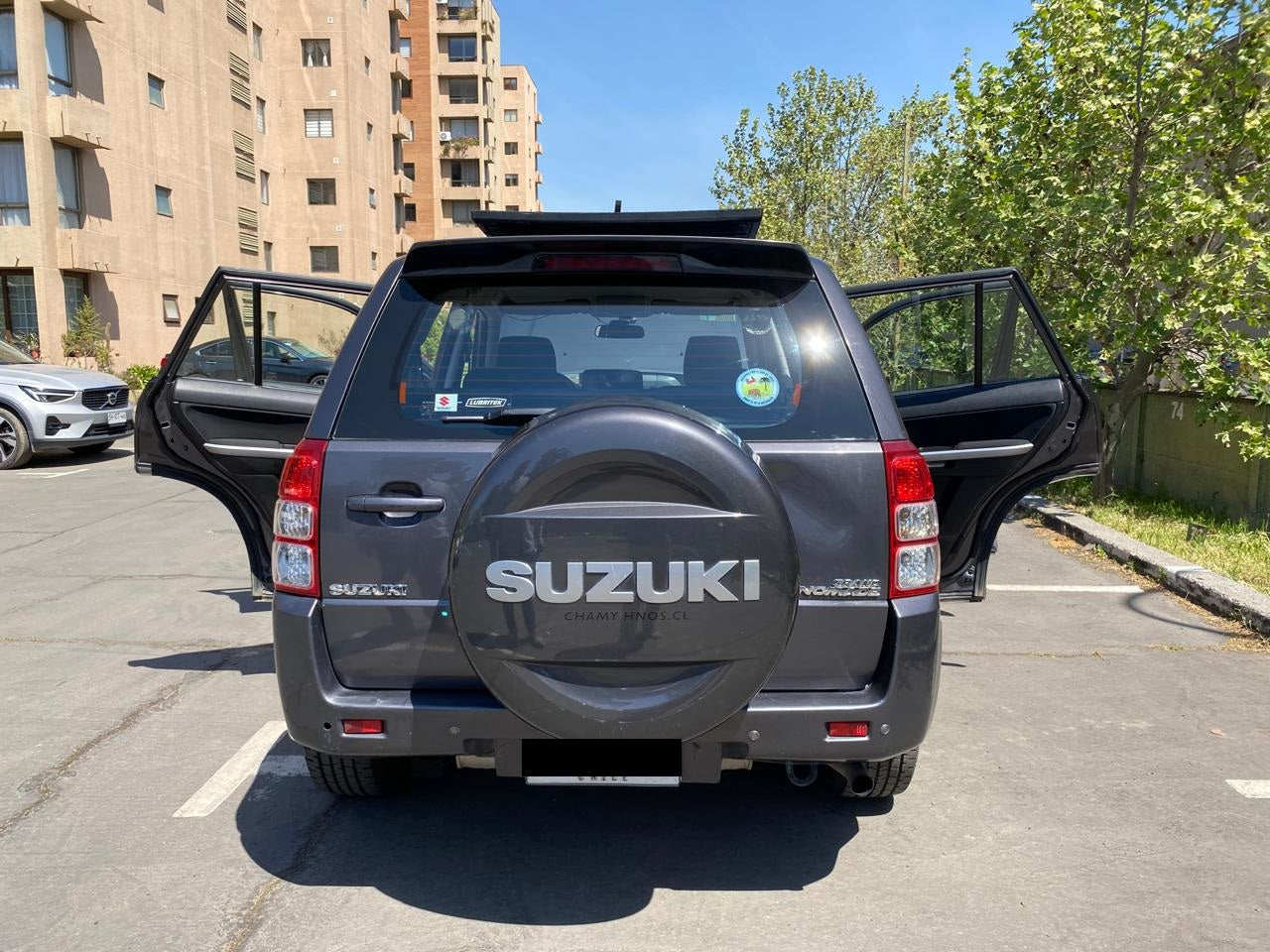 Suzuki Grand Nomade 2.4 GLX 2017 | 98.000 KM | Neumáticos Nuevos | Rancagua