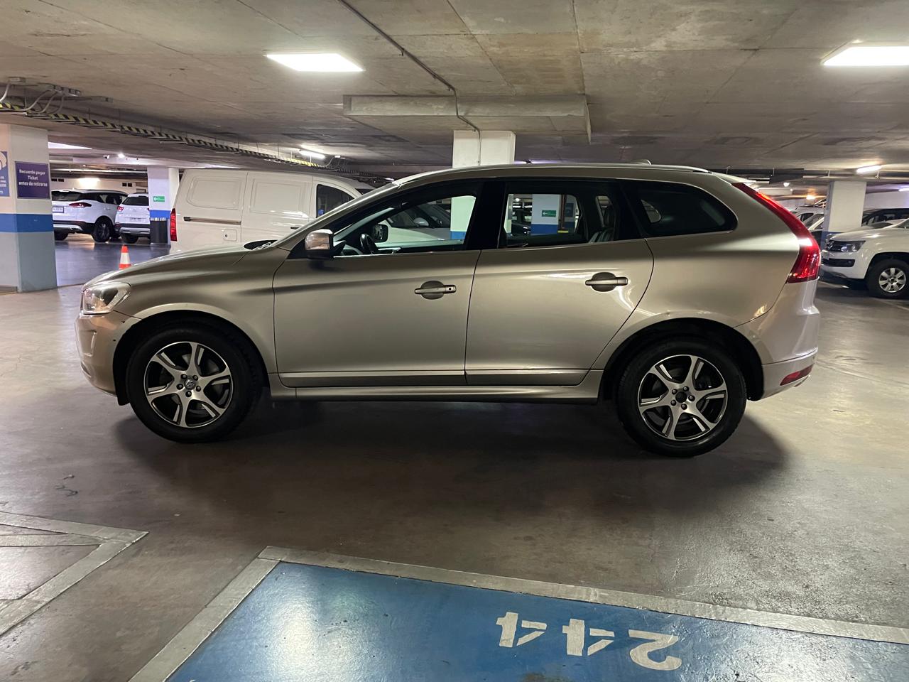 Xc60 2.0 T5 Plus Gasolina Automático 2014 Santiago - detalle exterior