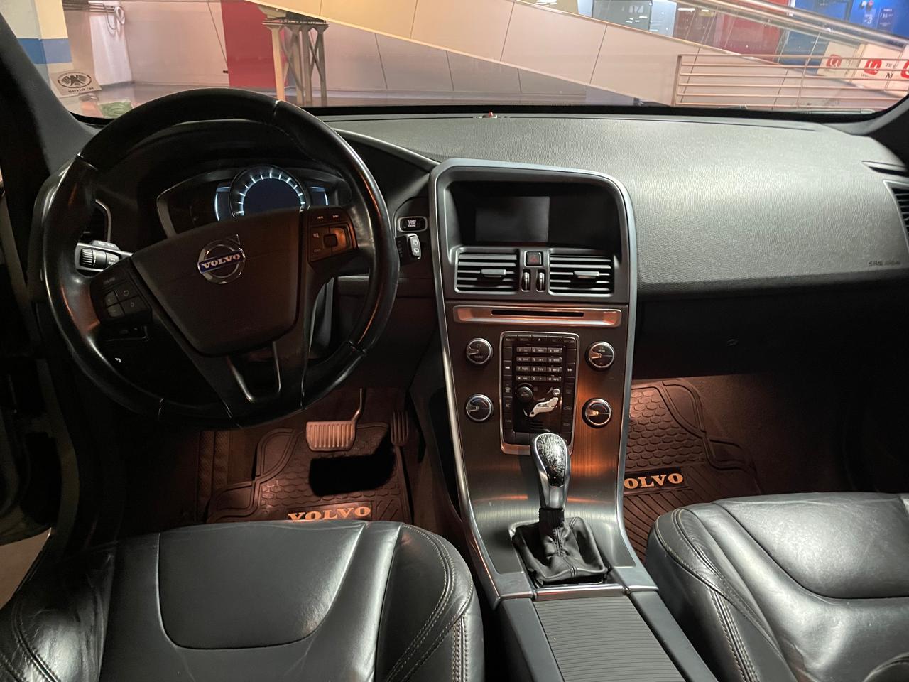 Xc60 2.0 T5 Plus 2014 98.097 km Santiago - foto 12