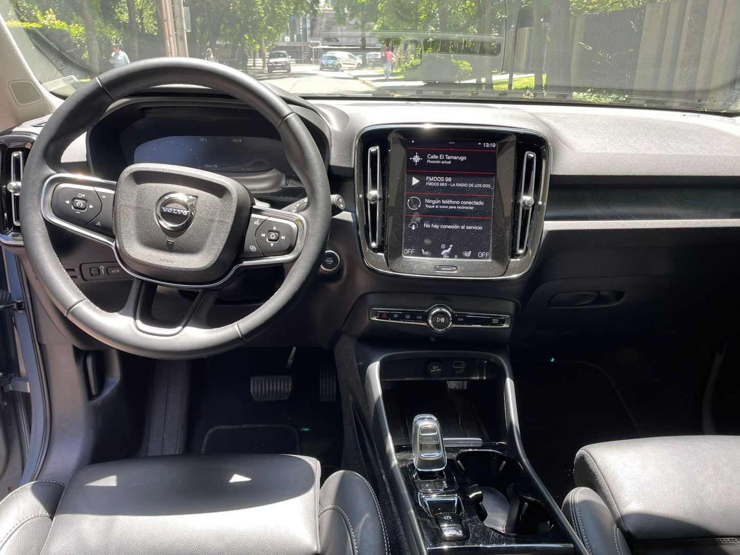 Volvo XC40 1.5 T5 PHEV R-Design Recharge 2023 | 52.501 KM | Único Dueño - Santiago