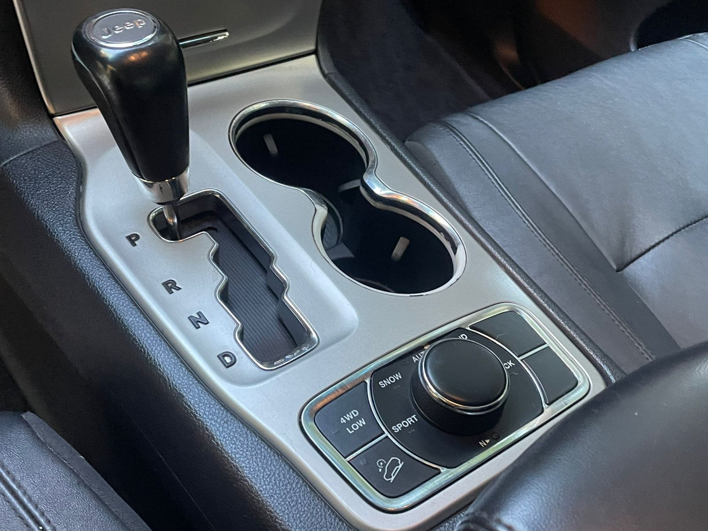 Selector de tracción 4WD y palanca automática Jeep Grand Cherokee