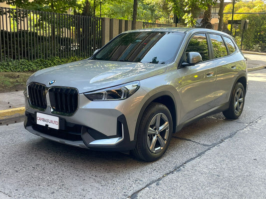 BMW X1 sDrive18i 2026 | 4.386 KM | Garantía Vigente - Santiago
