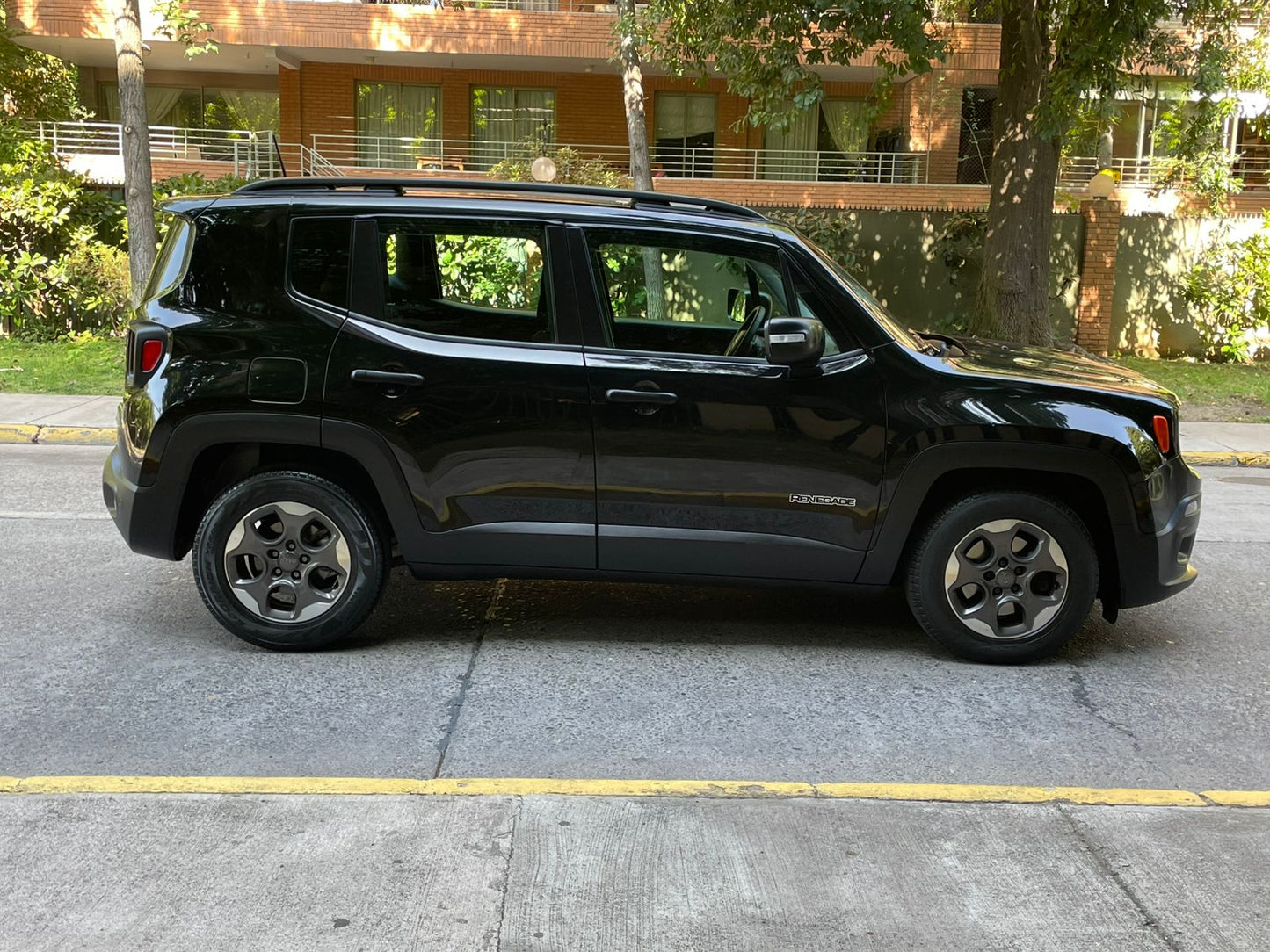 Jeep Renegade LX Sport 1.7 AT 2017 | 39.484 KM | Única Dueña | Santiago