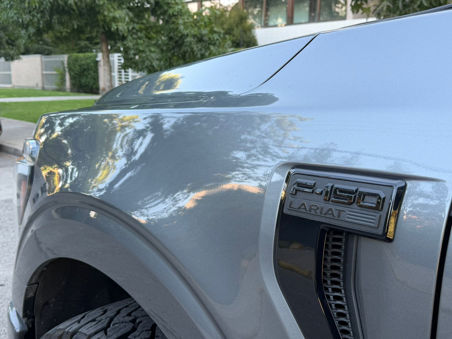 Ford F-150 Lariat Sport Black 4x4 2025 - 5.456 KM - Santiago