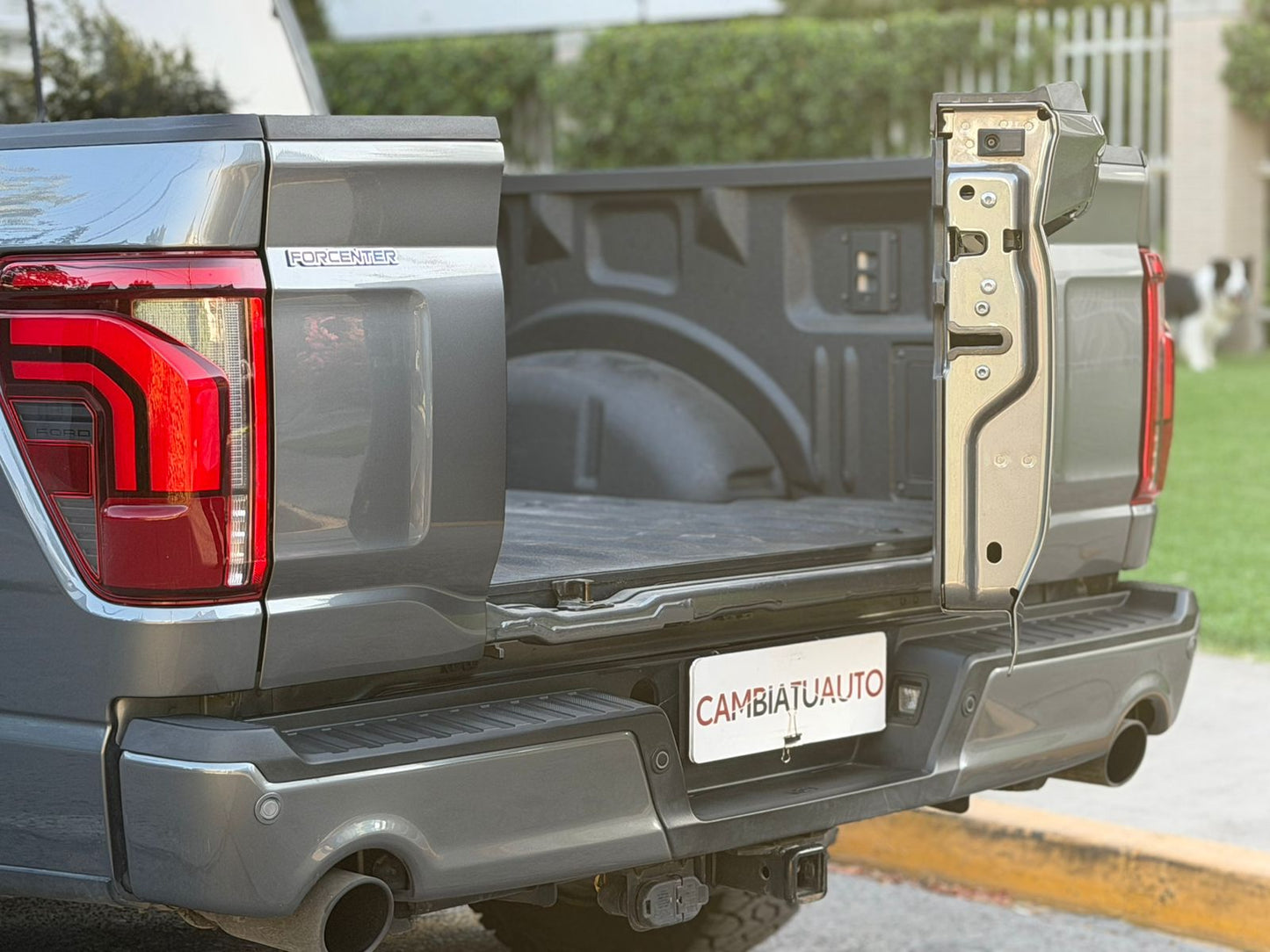 Ford F-150 Lariat Sport Black 4x4 2025 - 5.456 KM - Santiago