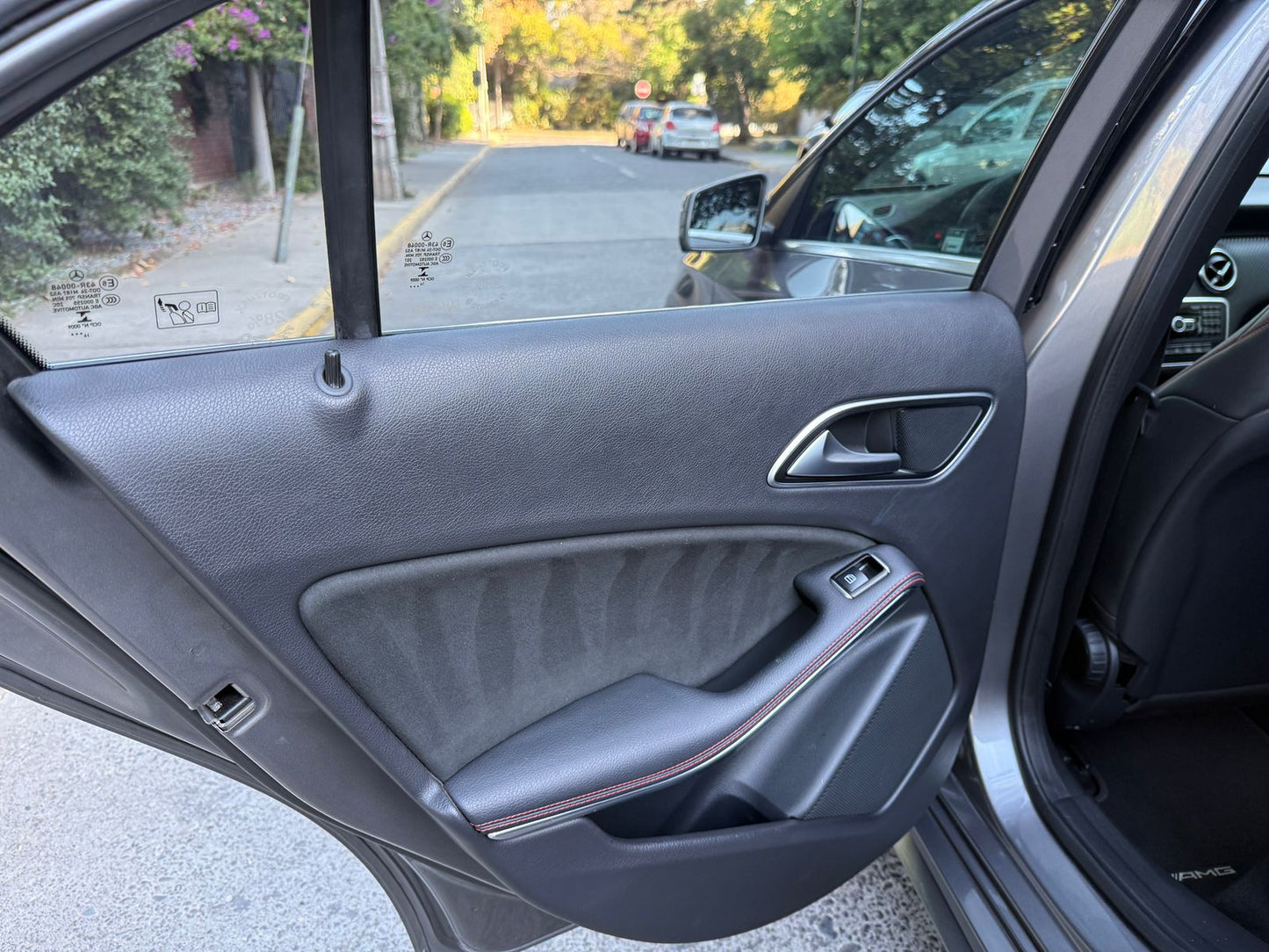 Mercedes-Benz A200 1.6 Turbo 2015 | 57.275 KM | Transmisión 7G-DCT | Santiago