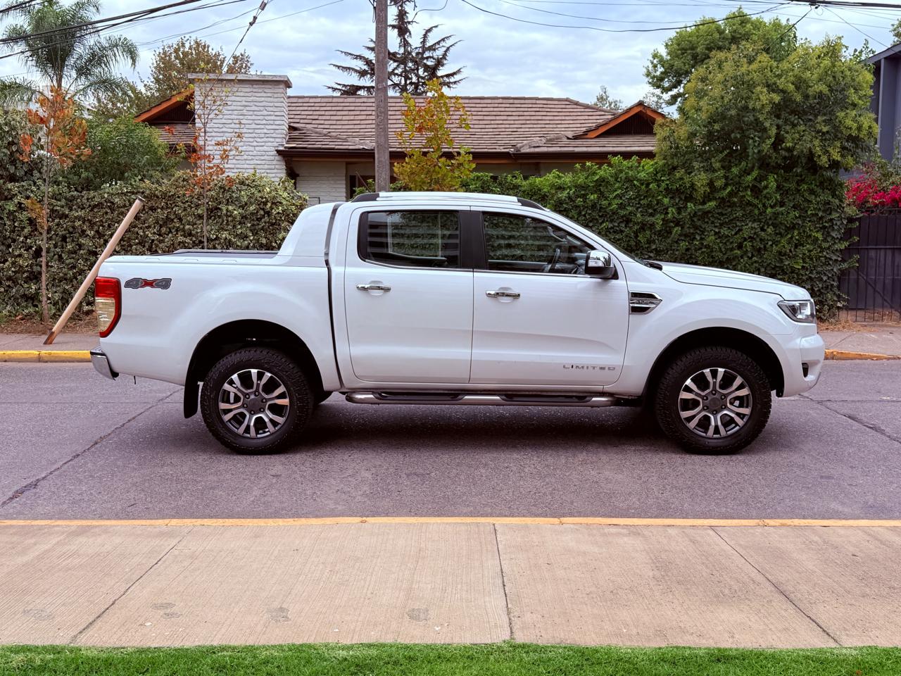 Ford Ranger Limited 3.2 Diésel 2021 | 4WD | Facturable (IVA) | Mantenciones en la Marca | Santiago