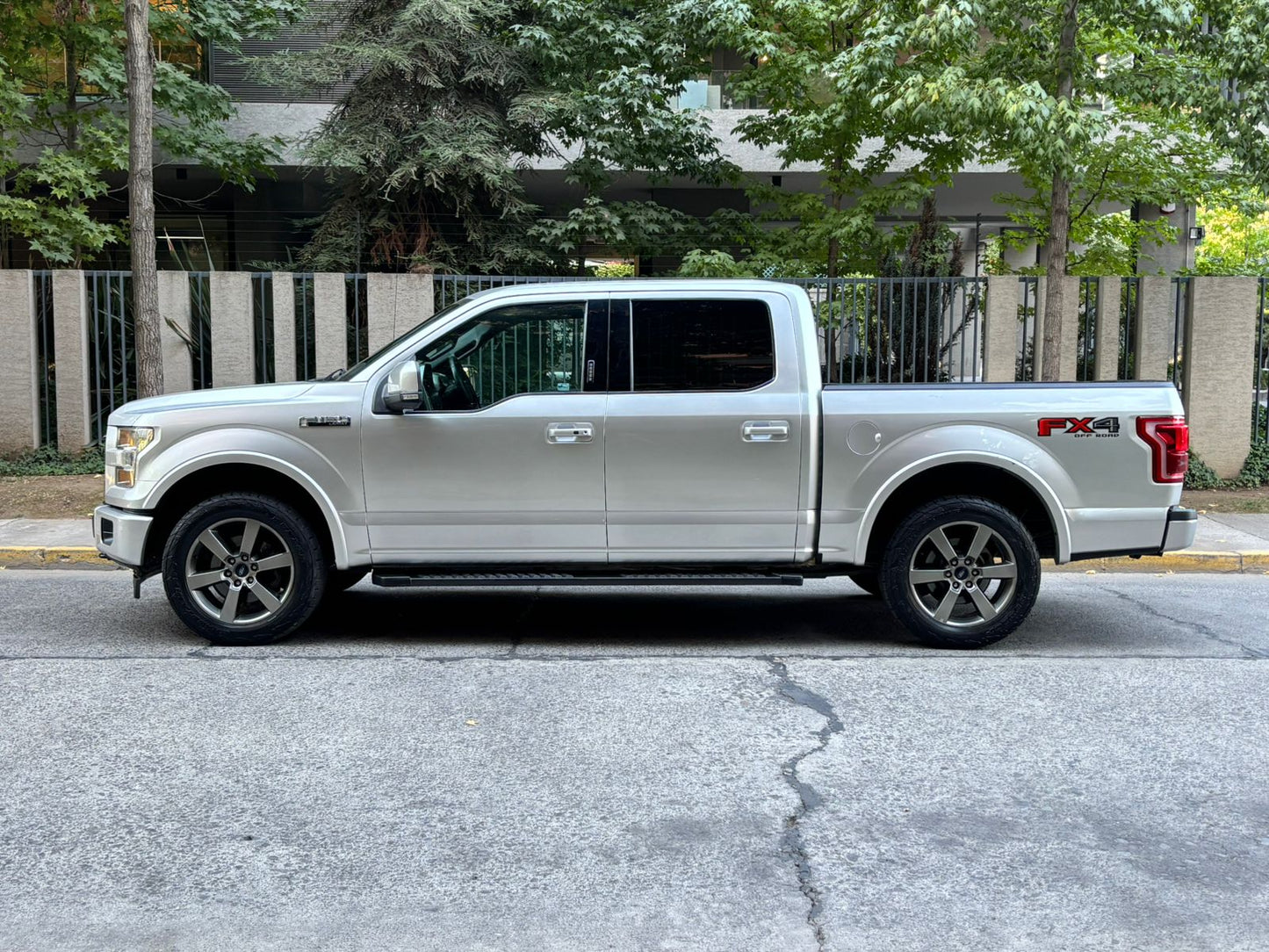 Ford F-150 Lariat Sport 5.0 V8 2017 190.532 km Santiago - foto 5