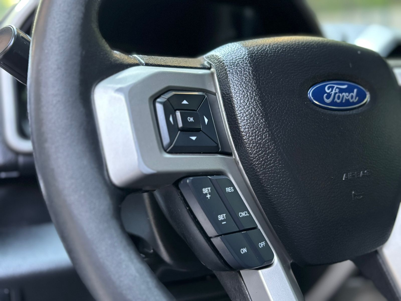 Ford F-150 Lariat Sport 5.0 V8 2017 190.532 km Santiago - foto 16