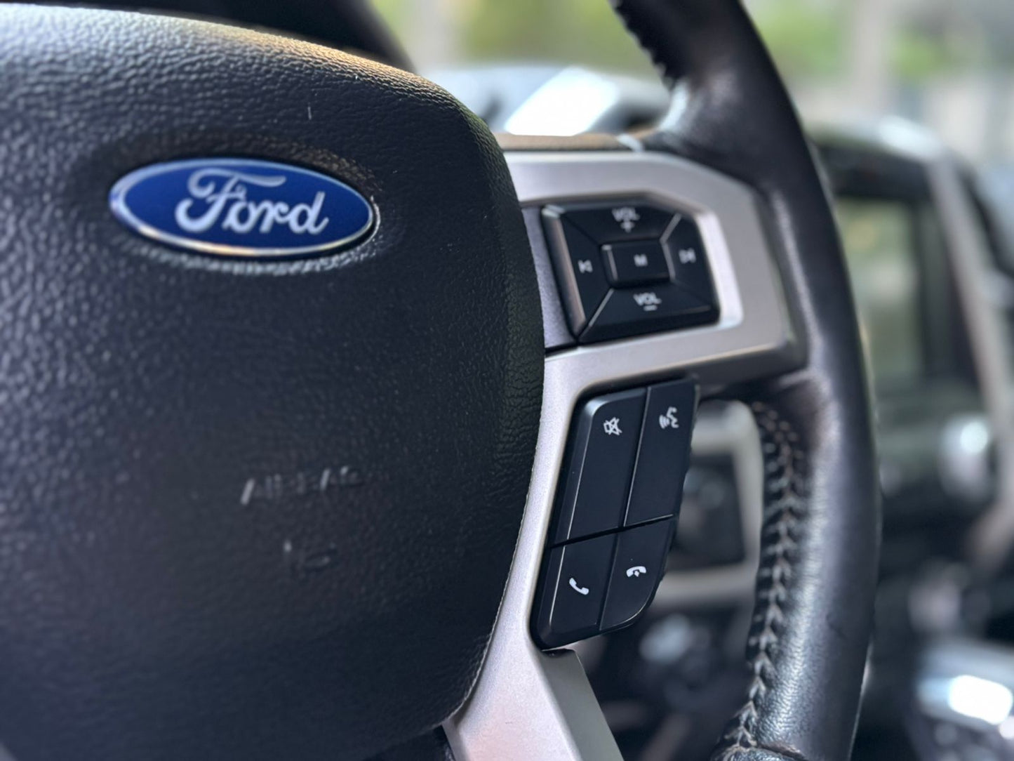 Ford F-150 Lariat Sport 5.0 V8 2017 190.532 km Santiago - foto 17