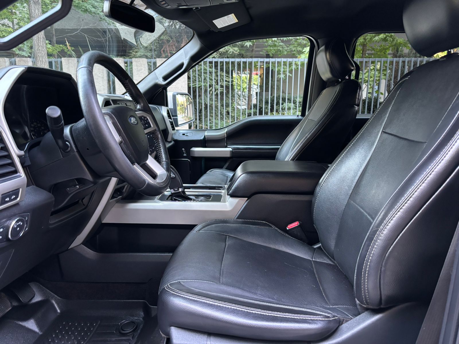 Ford F-150 Lariat Sport 5.0 V8 2017 190.532 km Santiago - foto 14