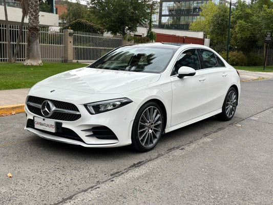 Mercedes-Benz A250 Sedan AMG Line 2.0 Turbo 2020 | Solo 38.701 KM | Santiago