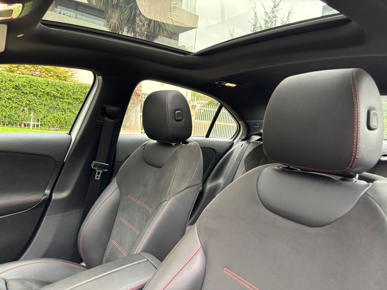 Mercedes-Benz A250 Sedan AMG Line 2.0 Turbo 2020 | Solo 38.701 KM | Santiago