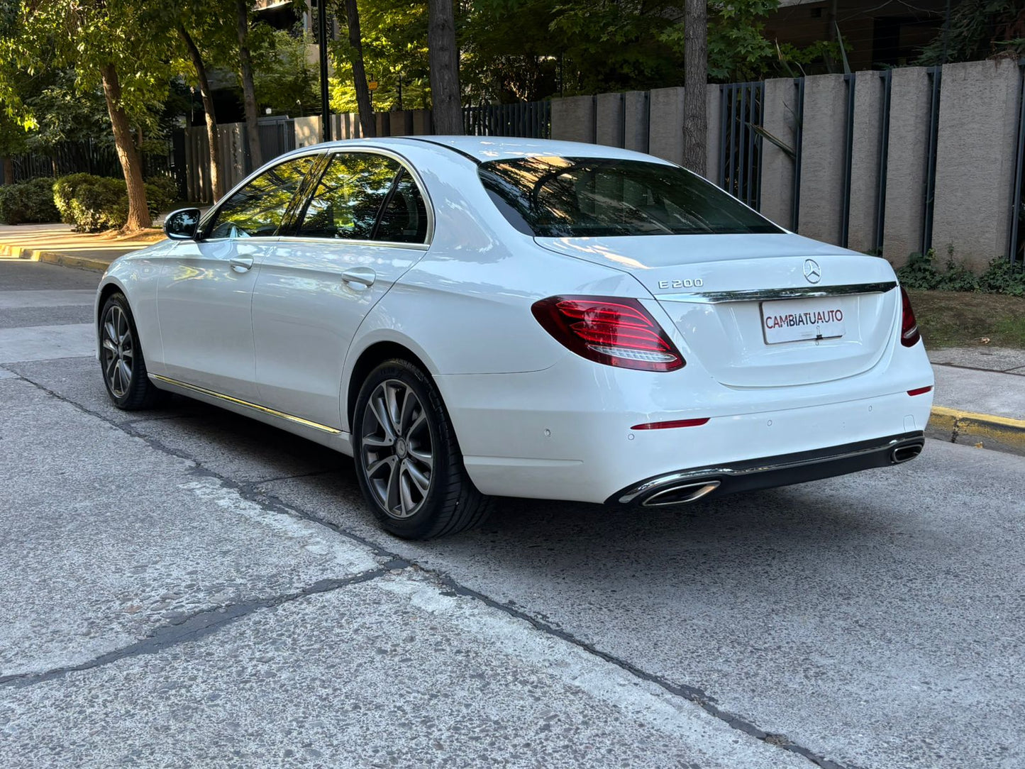 Mercedes-Benz E200 2.0 Turbo Sedan 2018 | Único Dueño | Mantenciones en la Marca | Santiago