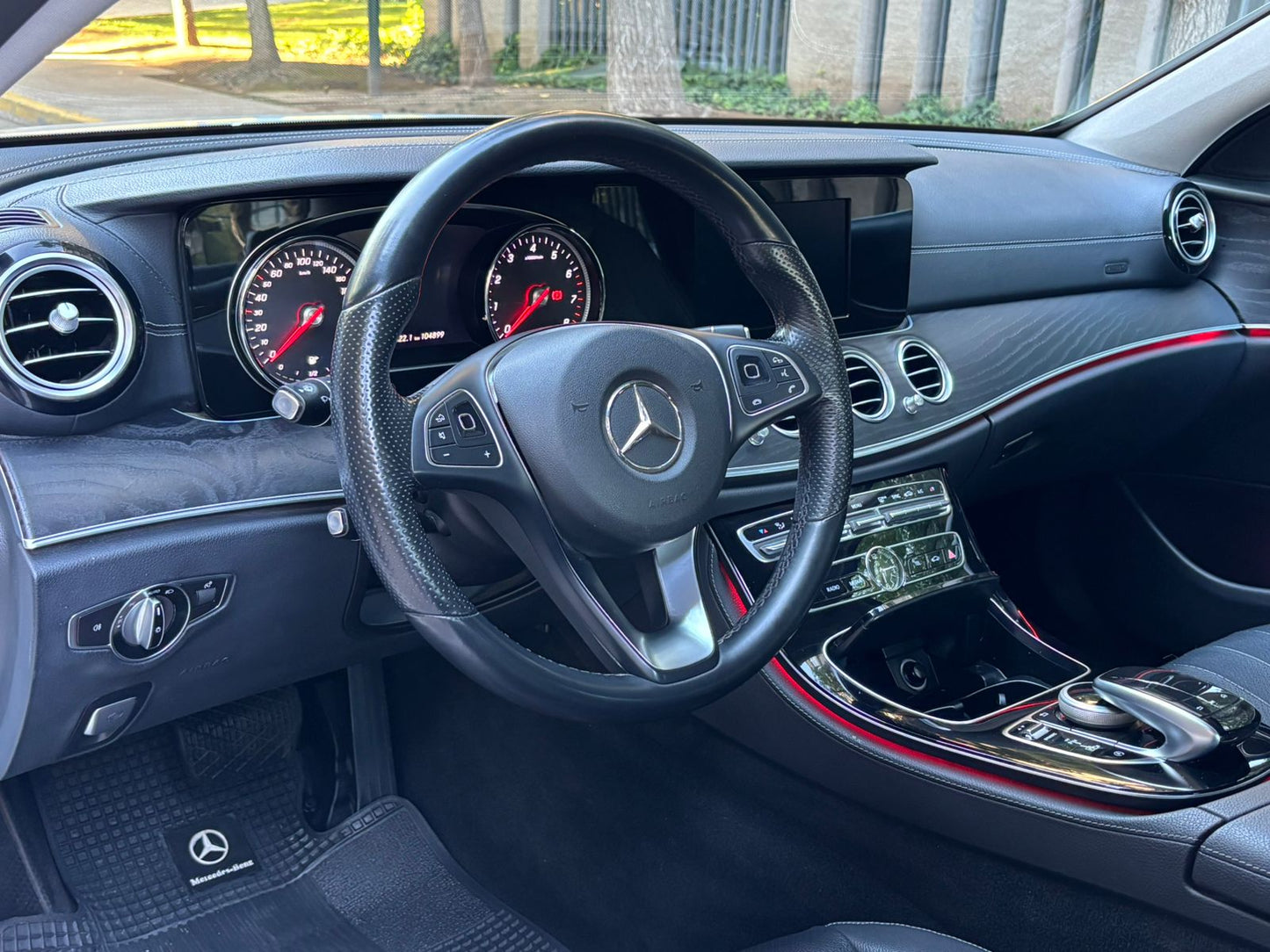 Mercedes-Benz E200 2.0 Turbo Sedan 2018 | Único Dueño | Mantenciones en la Marca | Santiago