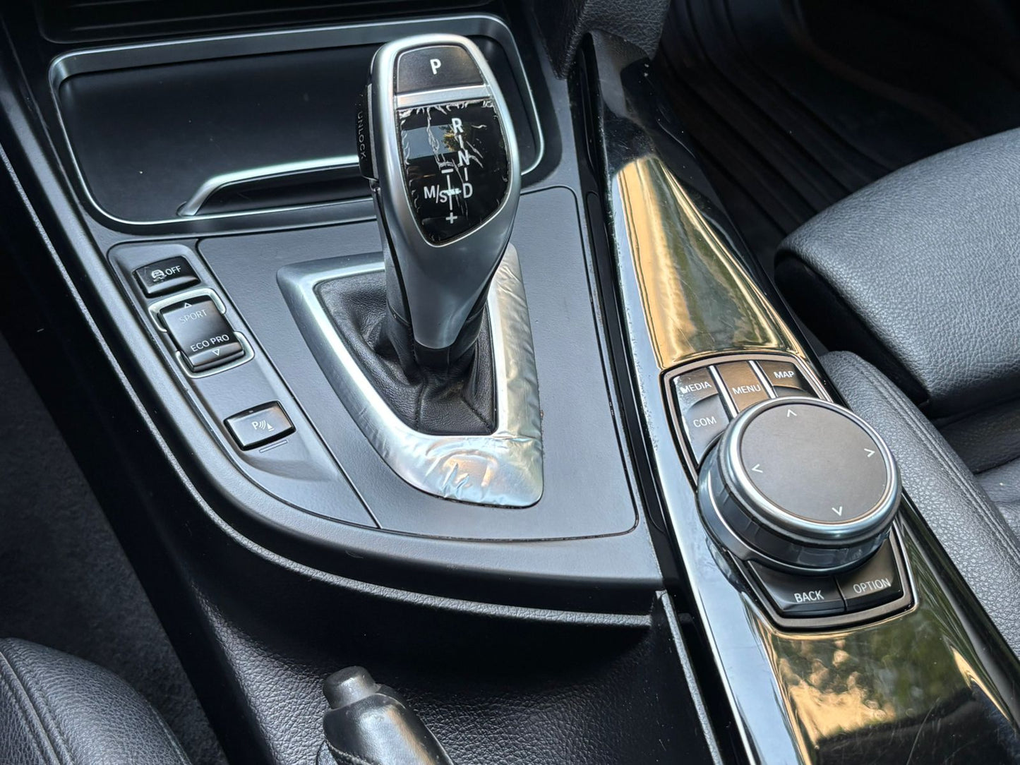 BMW 320d Sport 2.0 Diésel 2019 | 100.098 KM | Look M Sport | Santiago
