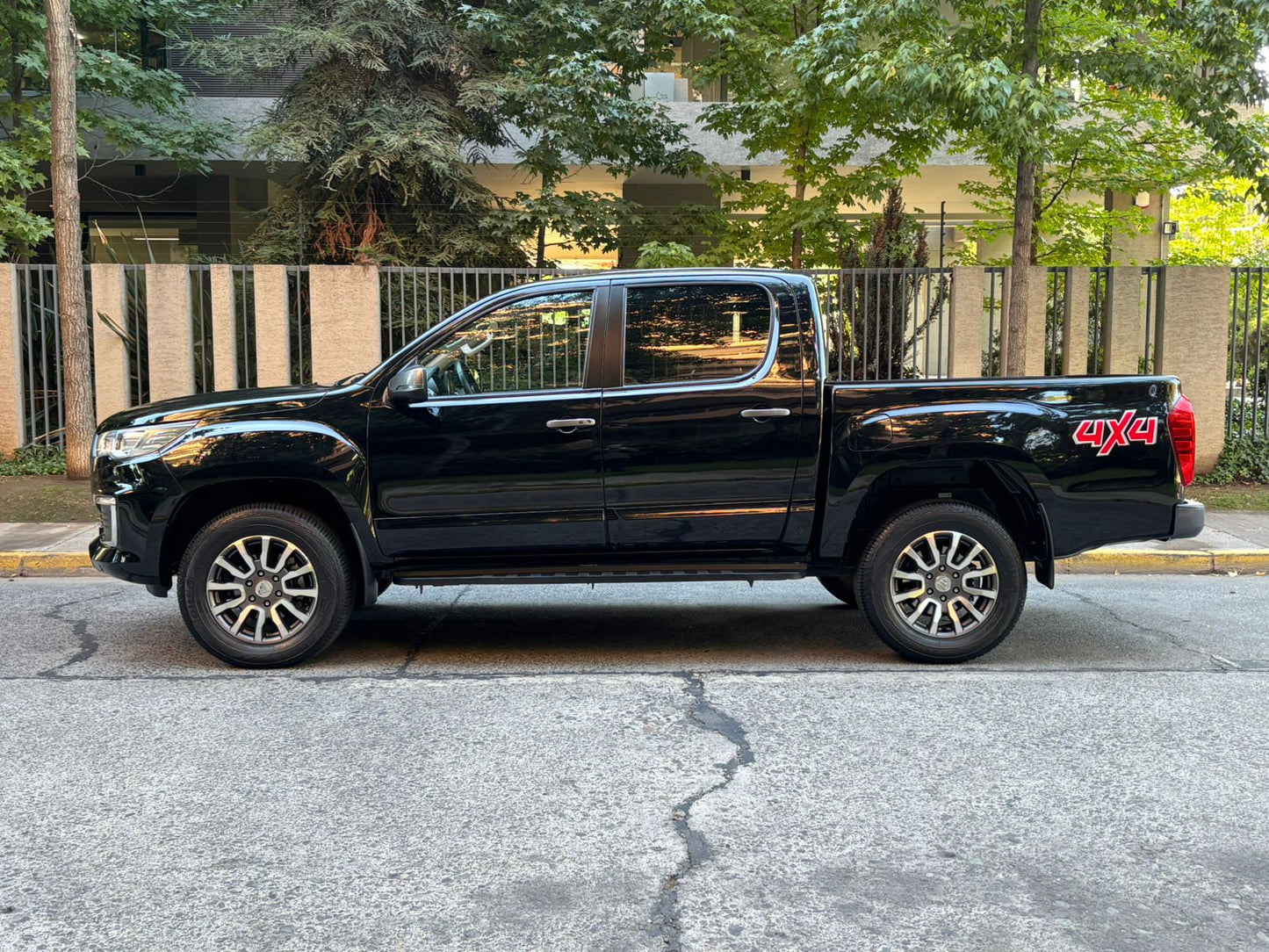 Foton G7 Ultimate 2.0 Turbo Diésel usada 2025 7.480 km en venta Santiago