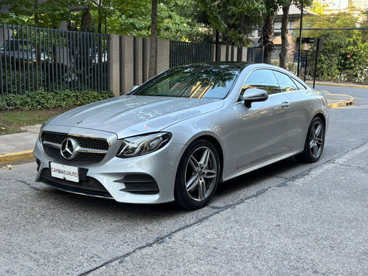 Mercedes Benz E300 Coupé 2.0 Turbo 2018 44.904 km Santiago - vista exterior