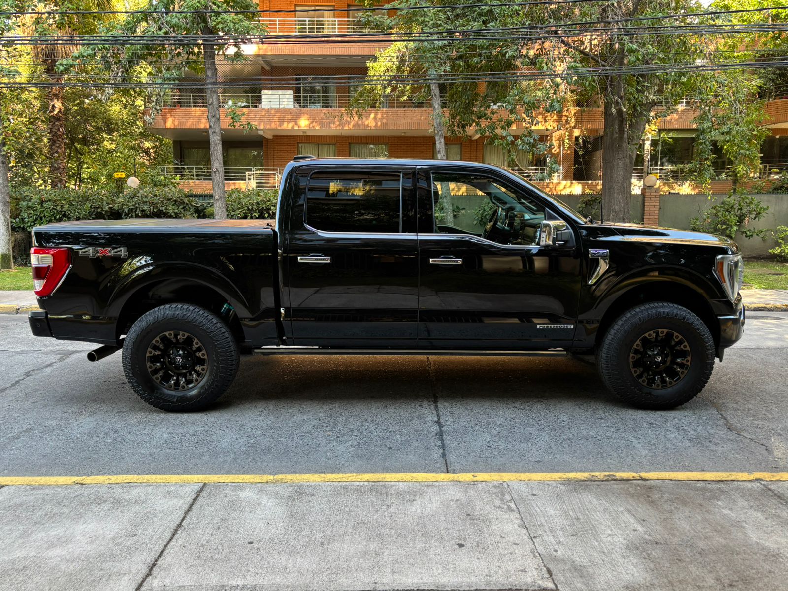Ford F-150 Platinum 3.5 Powerboost Hybrid 2024 105.668 km Santiago - foto 7