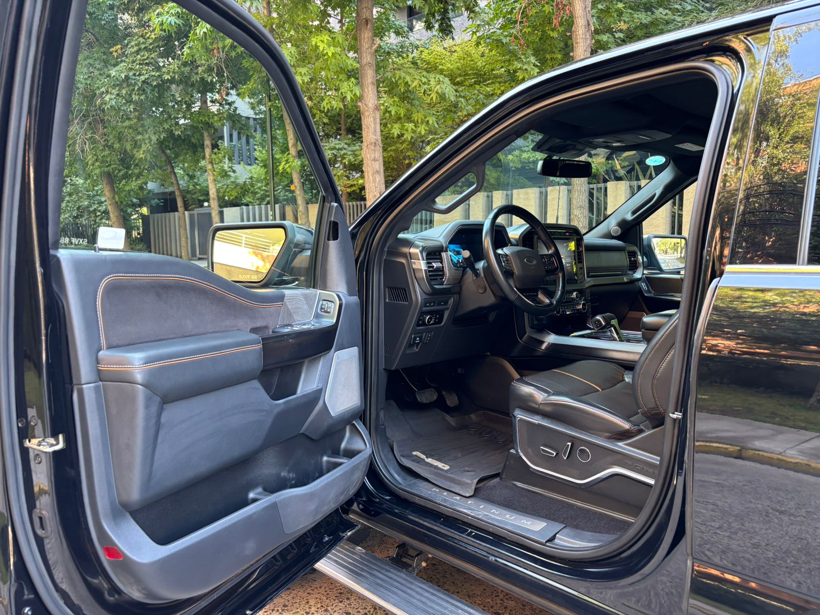 Ford F-150 Platinum 3.5 Powerboost Hybrid 2024 105.668 km Santiago - foto 12