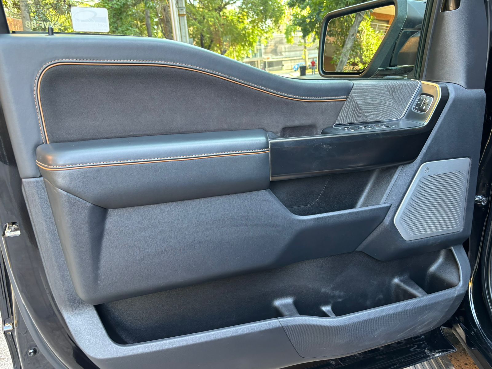 Ford F-150 Platinum 3.5 Powerboost Hybrid 2024 105.668 km Santiago - foto 13