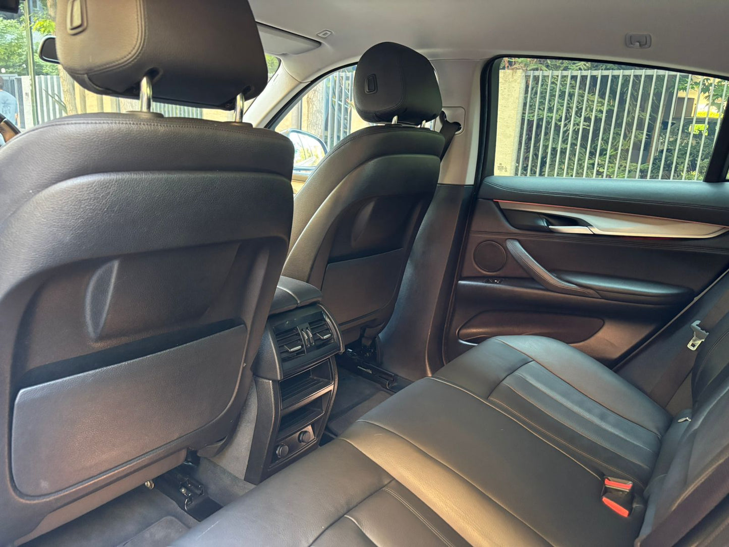 BMW X6 xDrive 30d 3.0 Turbo 2017 | Diseño Coupé | Mantenciones en la Marca | Santiago
