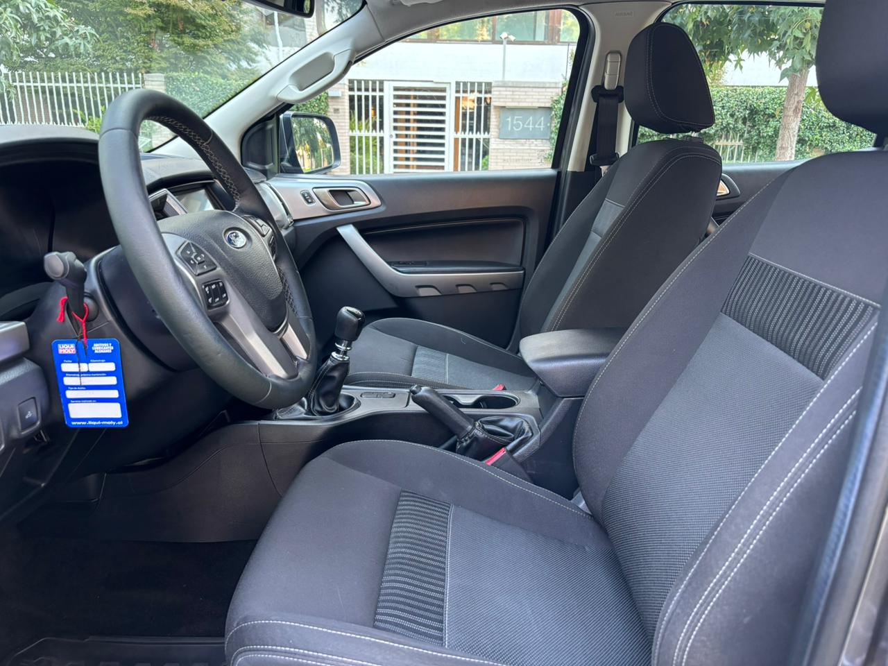 Interior Ford Ranger 2021 radio touch y tablero digital
