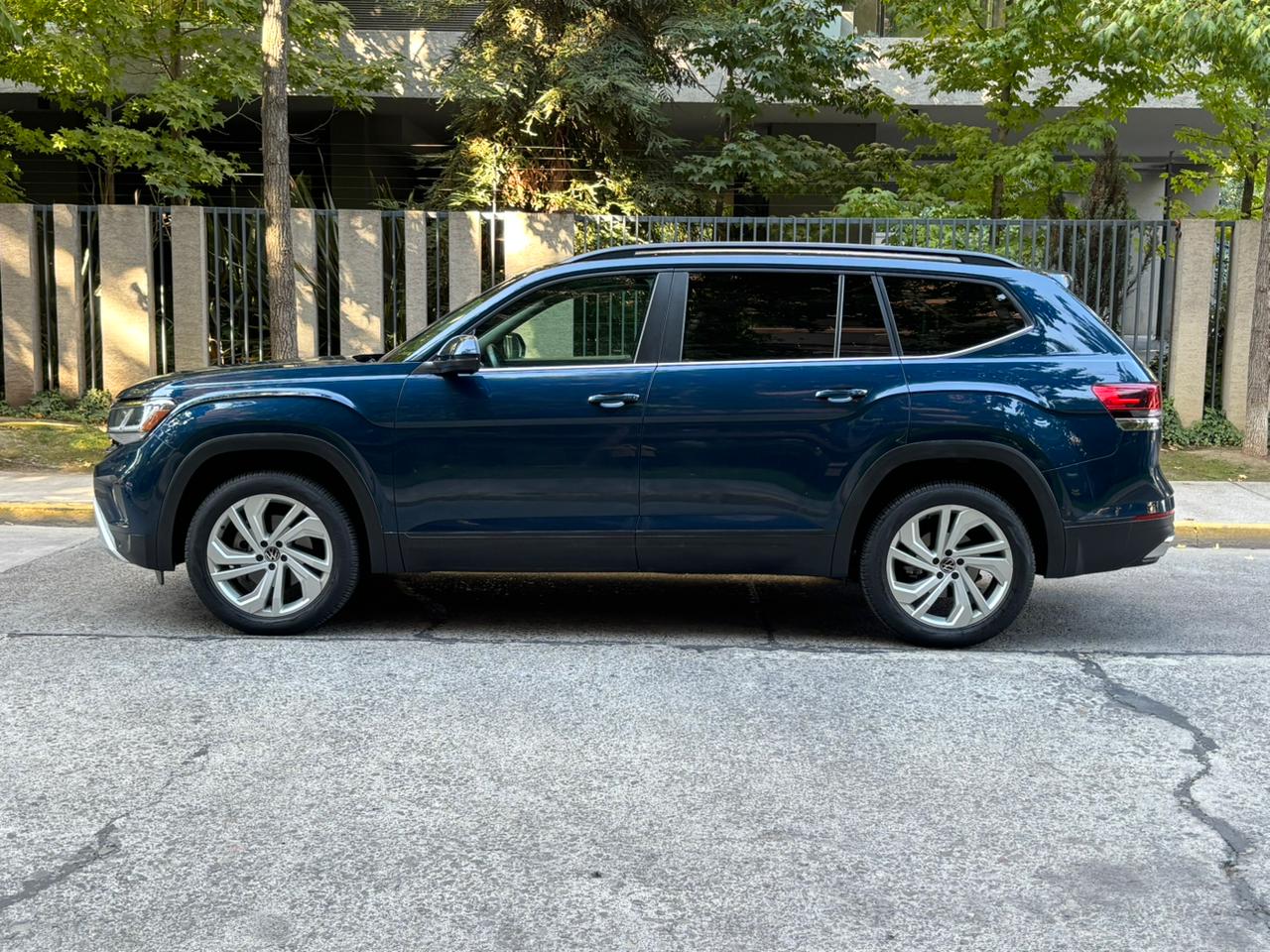 Volkswagen Atlas 3.6 Vr6 4motion usada 2022 58.580 km en venta Santiago