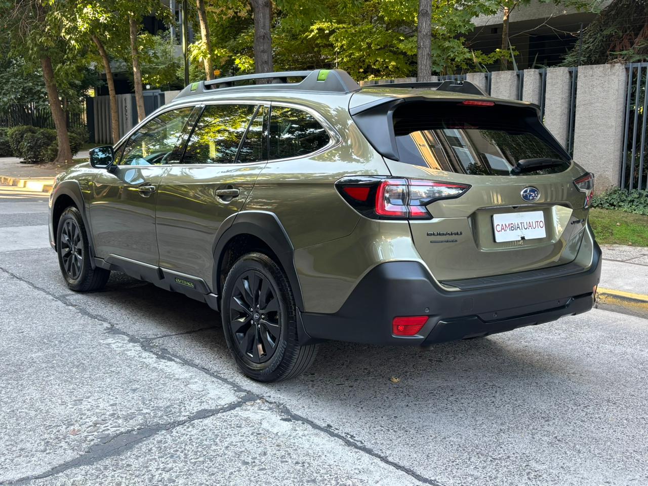 Subaru Outback Field Edition 2.5i AWD 2024 | EyeSight | Solo 13.985 KM | Santiago