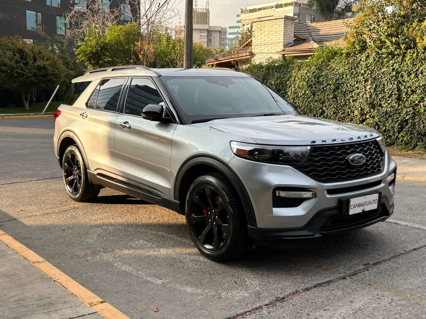 Ford Explorer St 3.0 usada 2024 28.286 km en venta Santiago