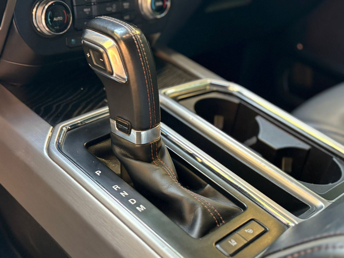 Ford F-150 Platinum 3.5 EcoBoost 4WD 2019 | Masajeador de Asientos | Full Mantenciones | Santiago