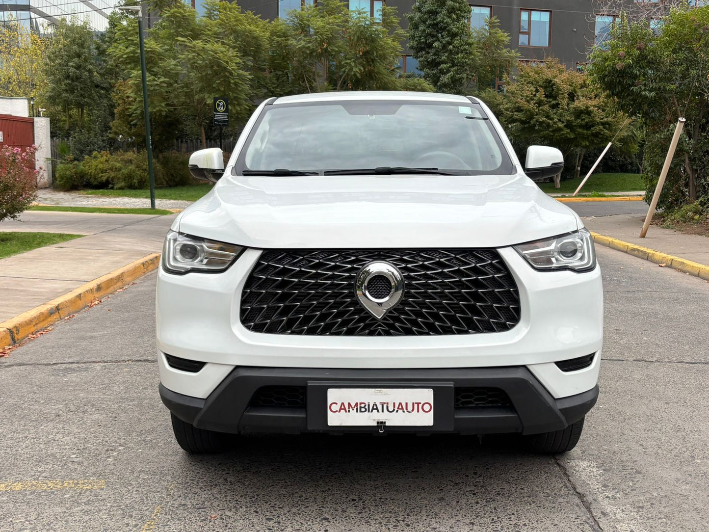 Poer Elite Manual RWD 2023 108.907 km Santiago - interior